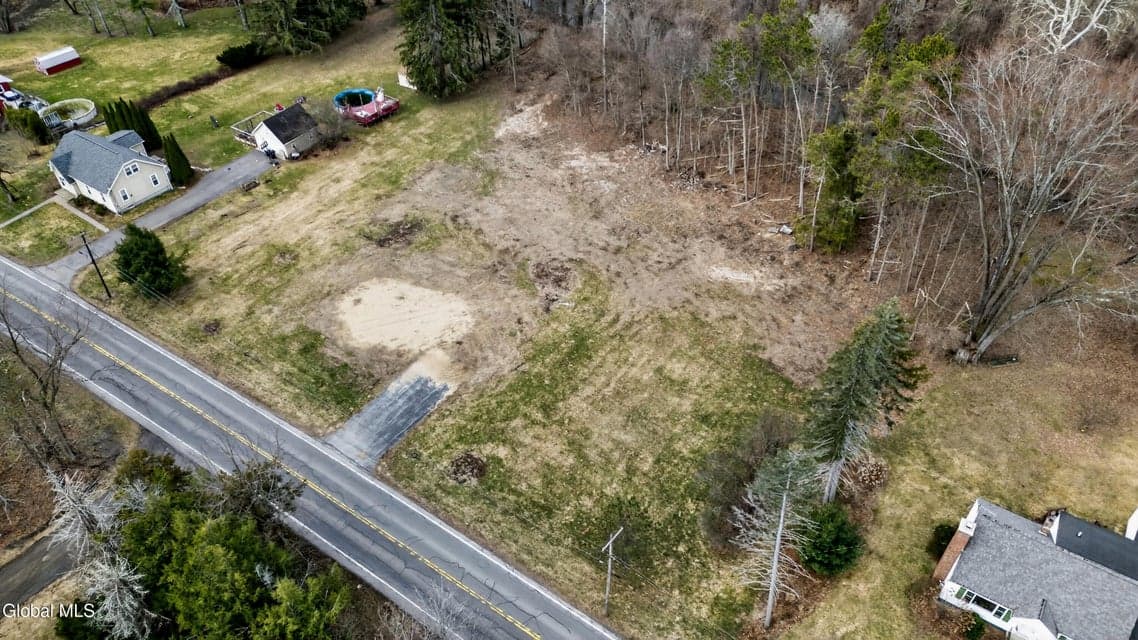 271 Dunnsville Road, photo 1