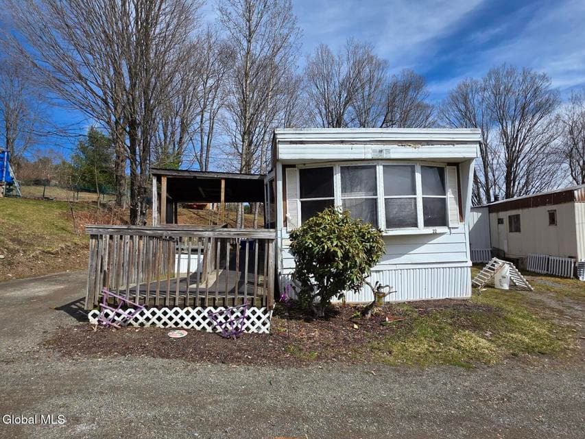 5-38 Alcott Lane, photo 2