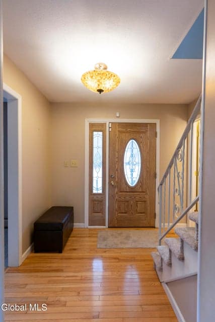 22 Fairway Boulevard, Wilton, NY, photo 5