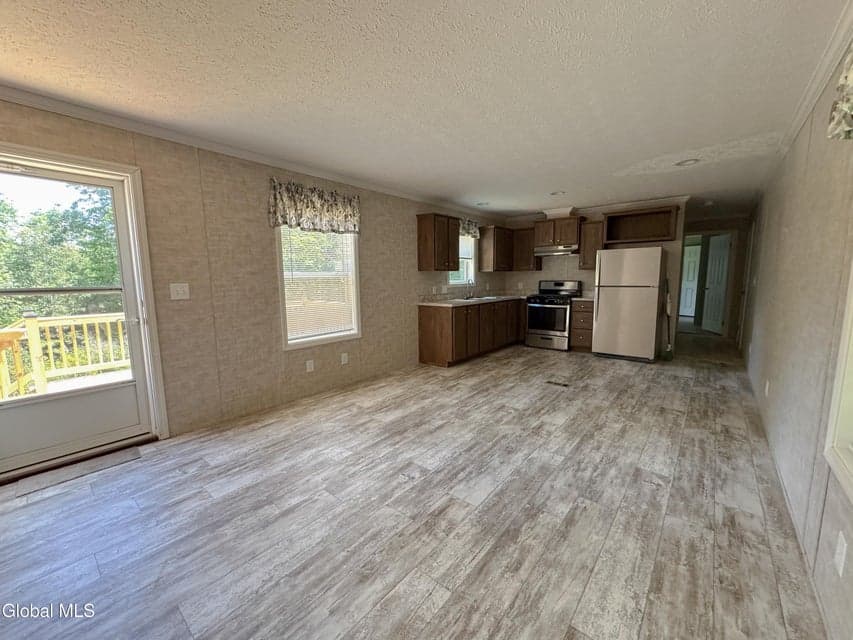 351 Maybie Road, photo 4