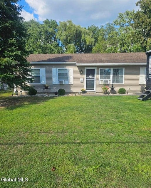 1043 Madison Avenue, Troy, NY, photo 1