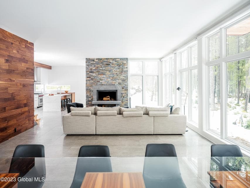 8 Riley Farm Lane, photo 3
