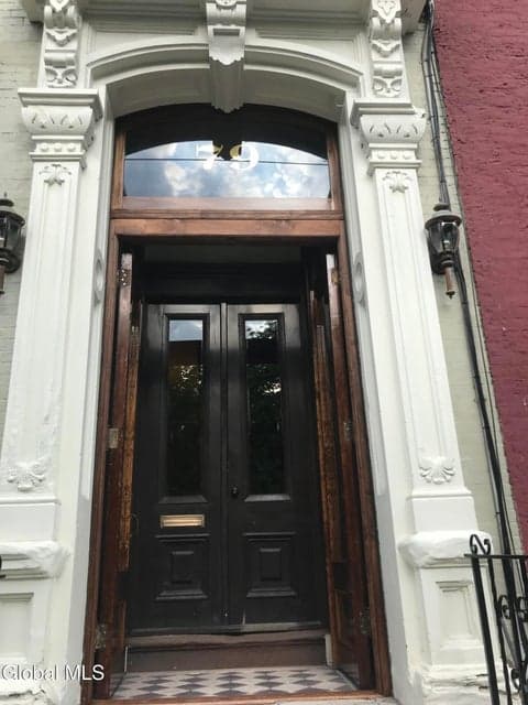 79 Ten Broeck Street, photo 4