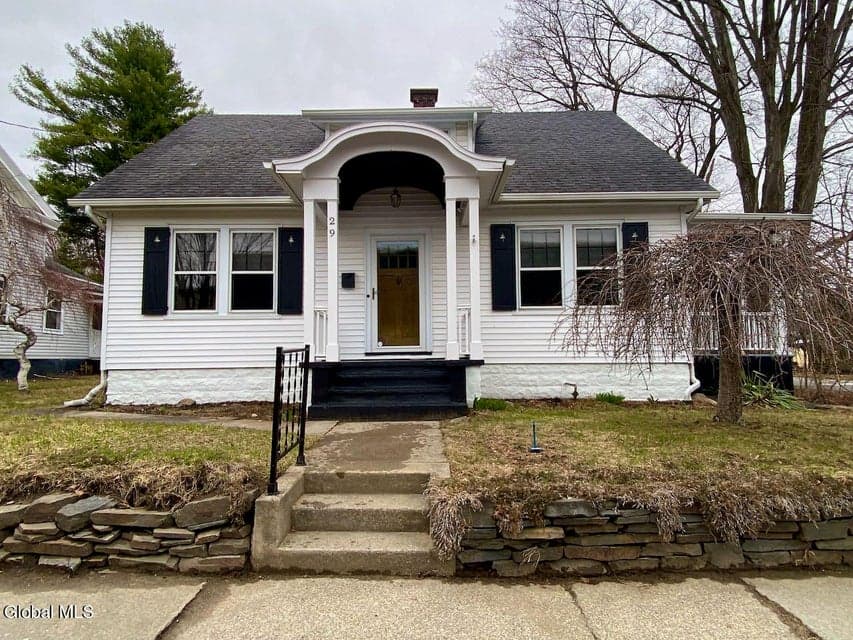 29 Ralph Street, Ballston Spa, NY 12020, photo 1