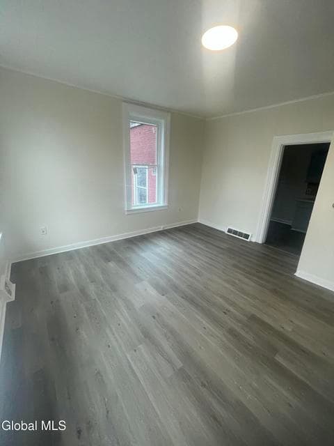32 Division Street, photo 2