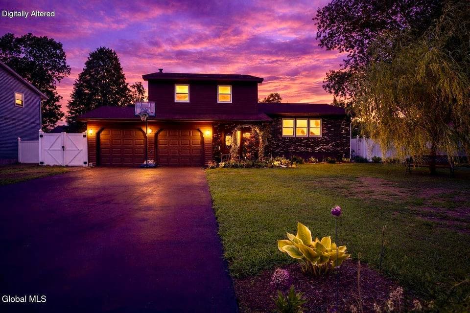 55 Alpine Drive, photo 1