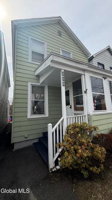 208 14th Street, photo 2