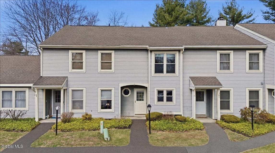 10 Minuteman Court, photo 2
