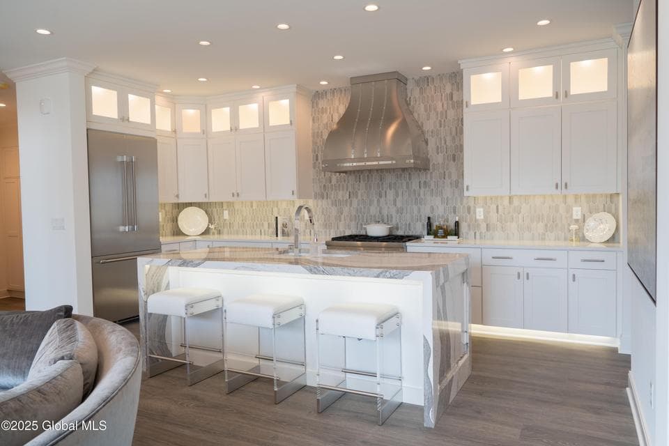 71 Cambridge Way, photo 2