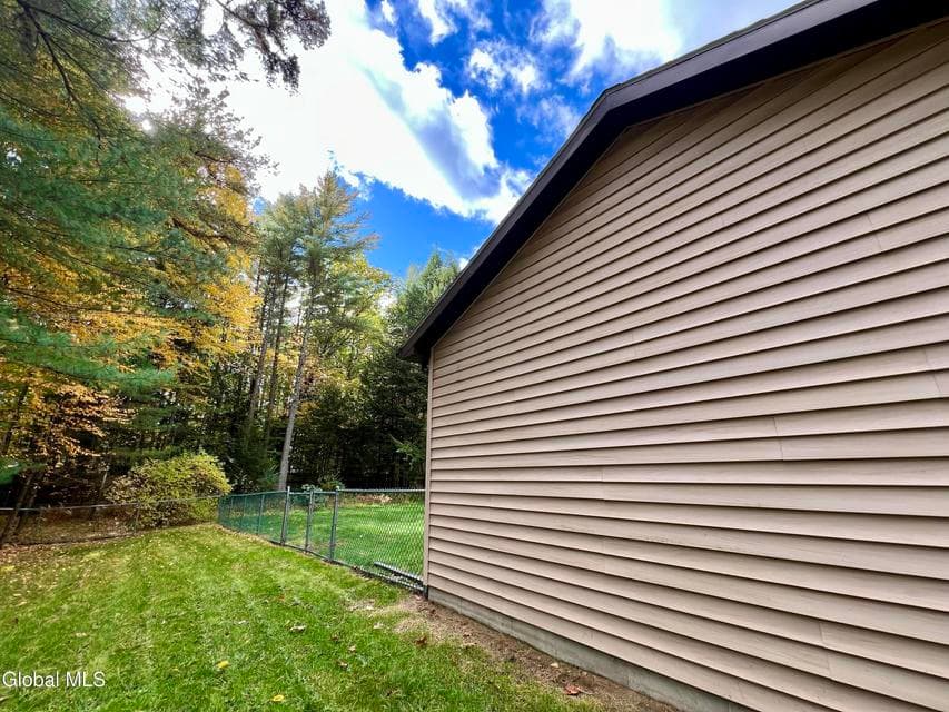 32 Linette Lane, Queensbury, NY, photo 3