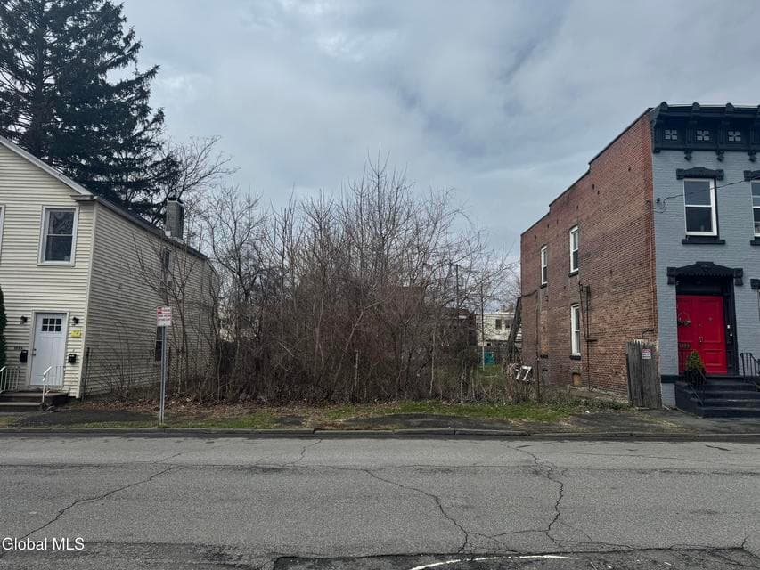 1035-1037 6th Avenue, photo 1