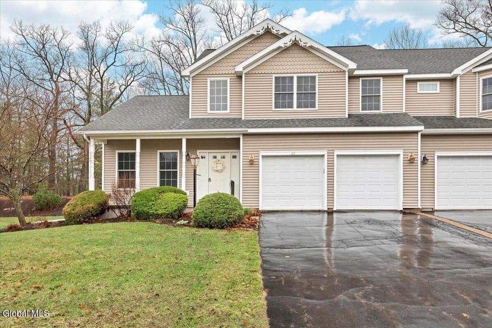 36 Oakmont Street, photo 1