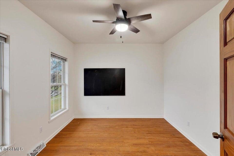 36 Oakmont Street, photo 5