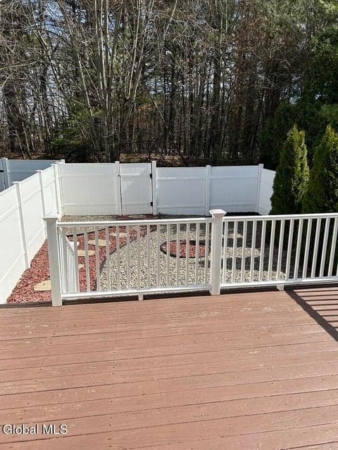 61 Old Mill Lane, photo 5