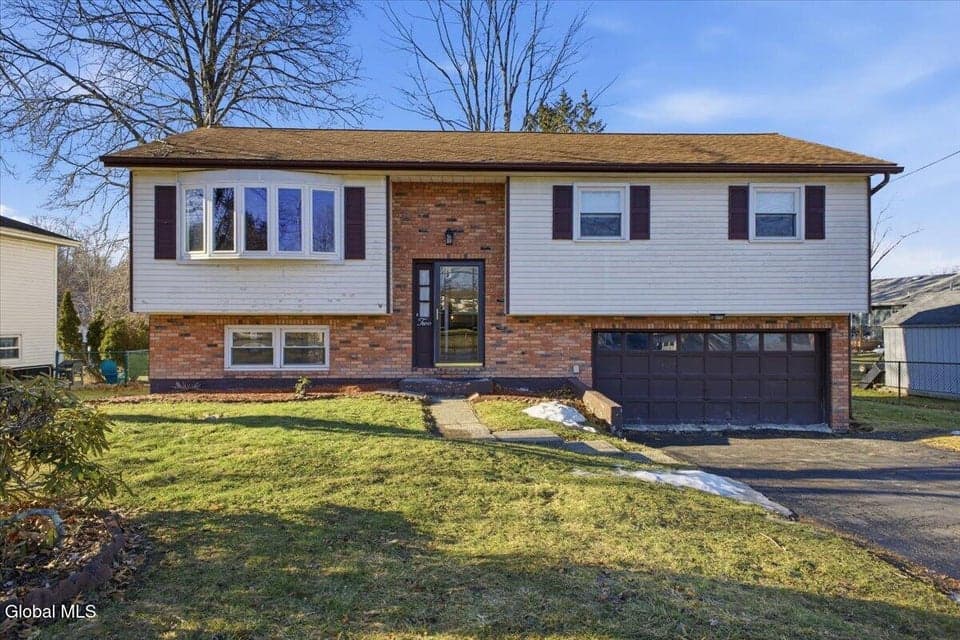 2 Eckman Place
