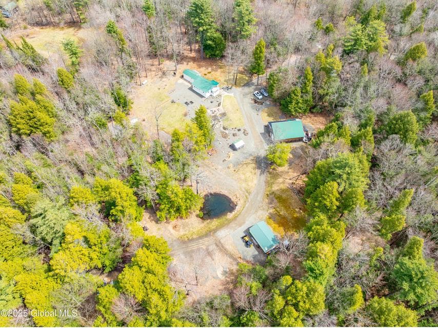 77 Davitt Lake Road, photo 5