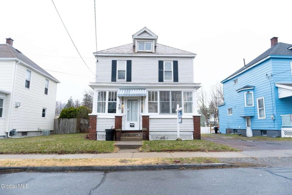 37 Chiswell Street, photo 1