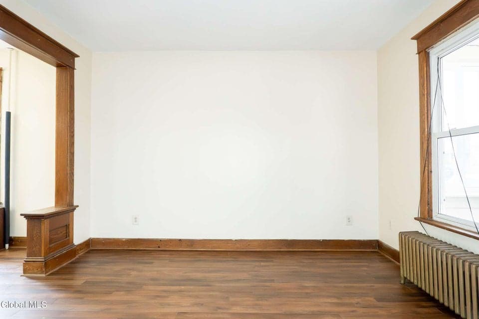 37 Chiswell Street, photo 4