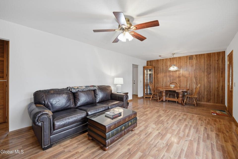 10 Knadler Drive, Colonie, NY, photo 5