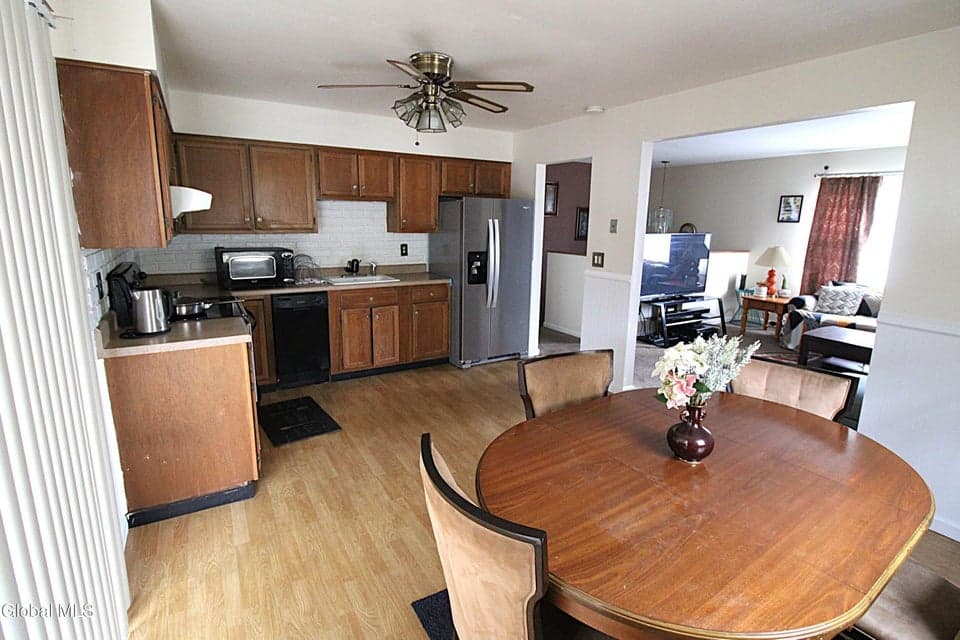 9 Hudson Avenue, photo 4