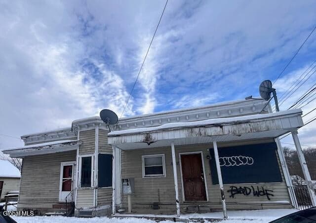 1002 Davis Terrace, photo 1