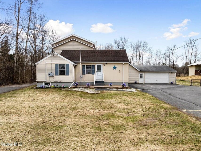 6126 Lowell Road, photo 2