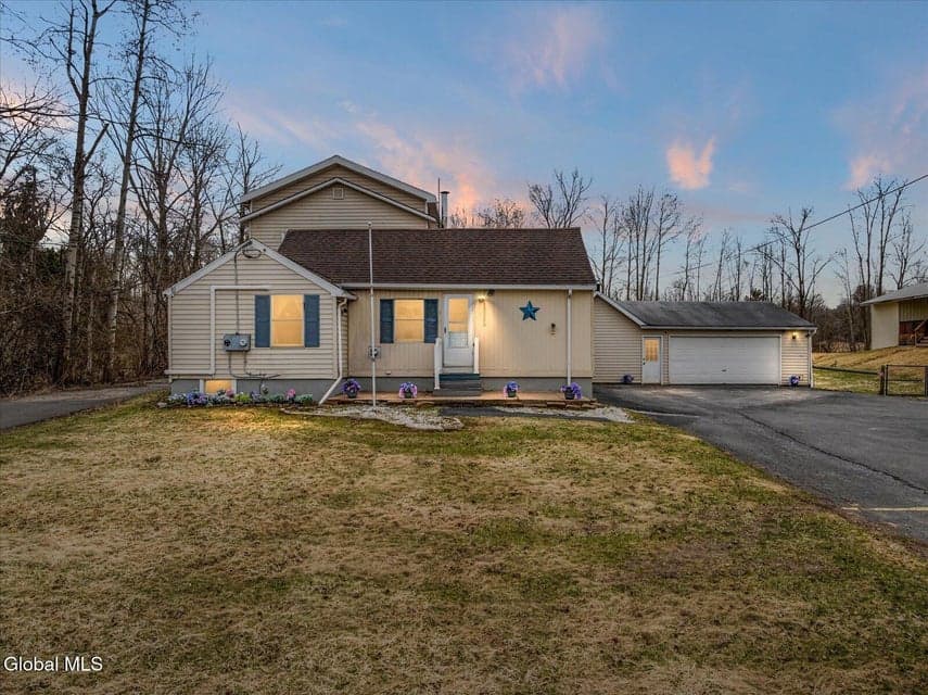 6126 Lowell Road, photo 1