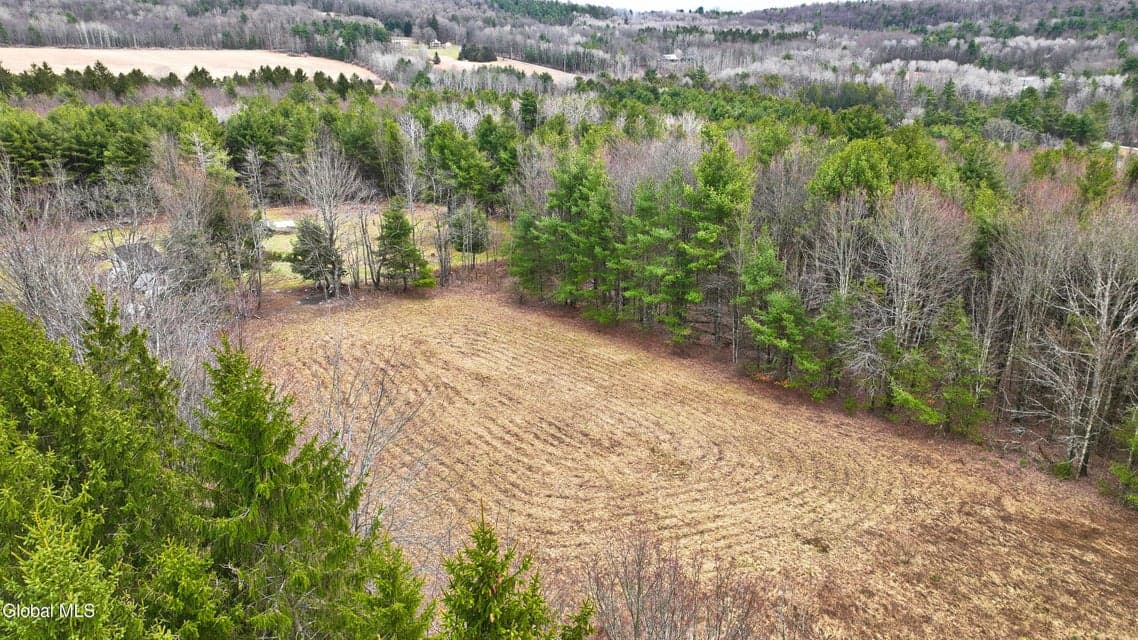 L25.4 Tuttle Road, photo 3