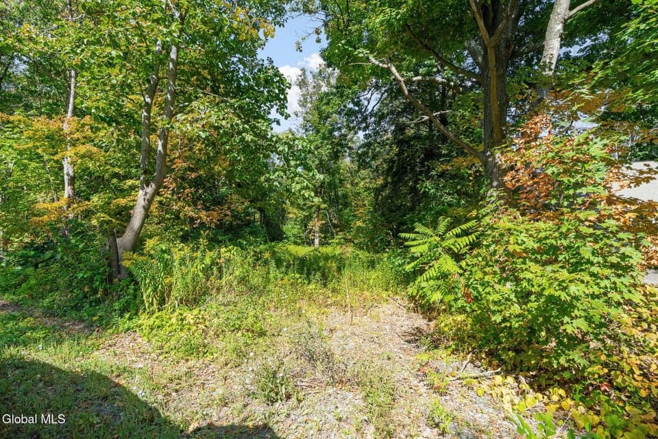 1127 Meadowdale Road, photo 3
