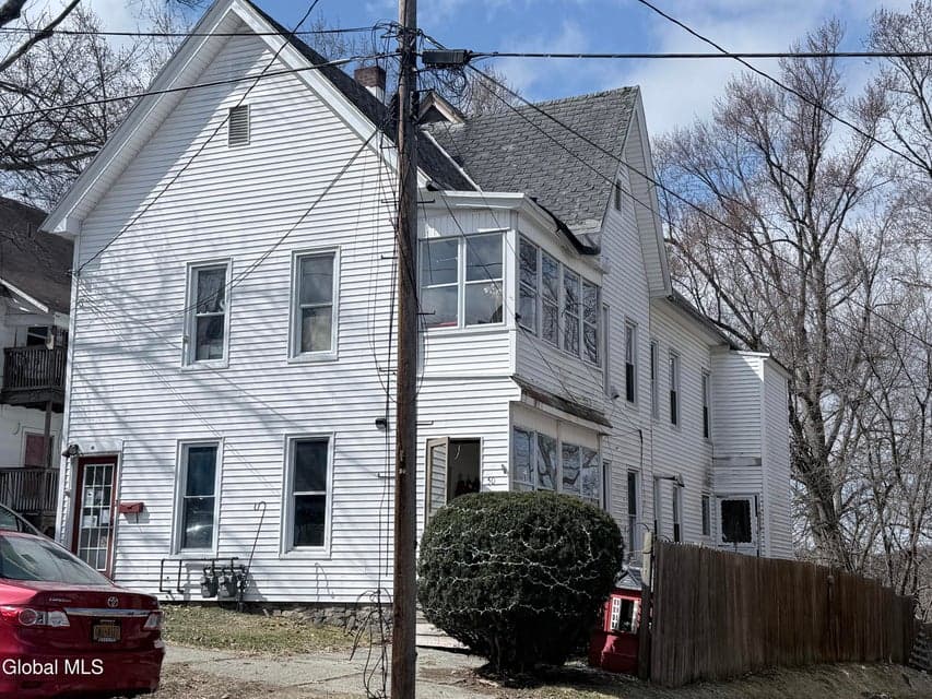 50 Montgomery Street, photo 3