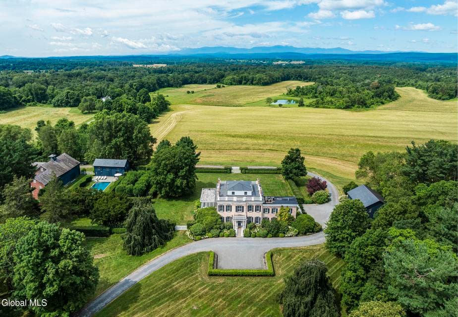 199 Eichybush Road, Kinderhook, NY 12106
