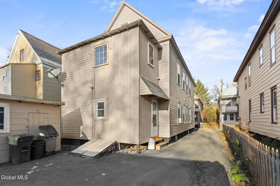 19 Ingersoll Avenue, photo 5