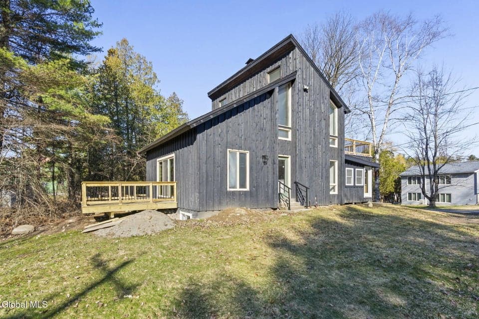 27 Honeysuckle Lane, Queensbury, NY 12845, photo 3