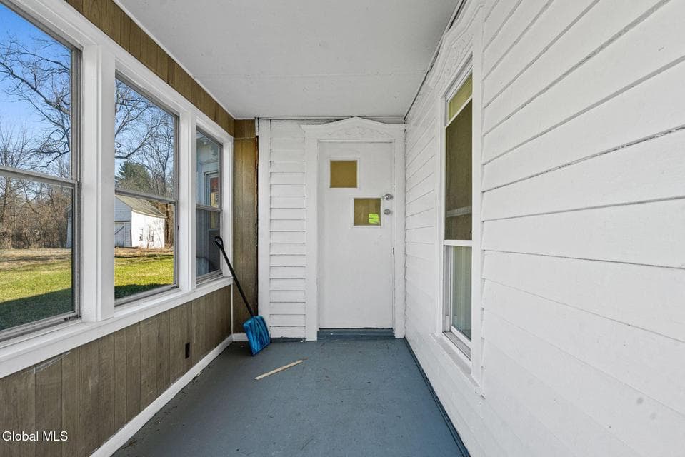 76 River Street, photo 5