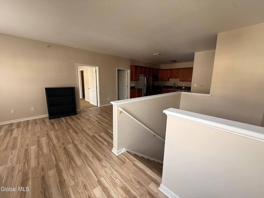 403 Avalon Place, photo 5