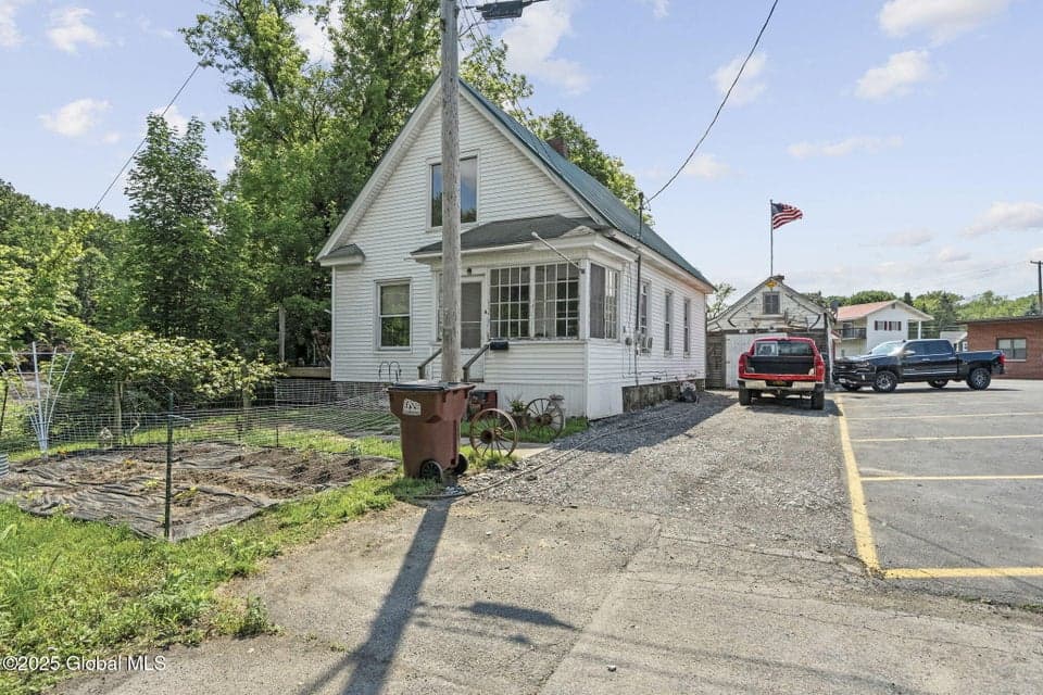 4 River Street, Gloversville, NY, photo 3