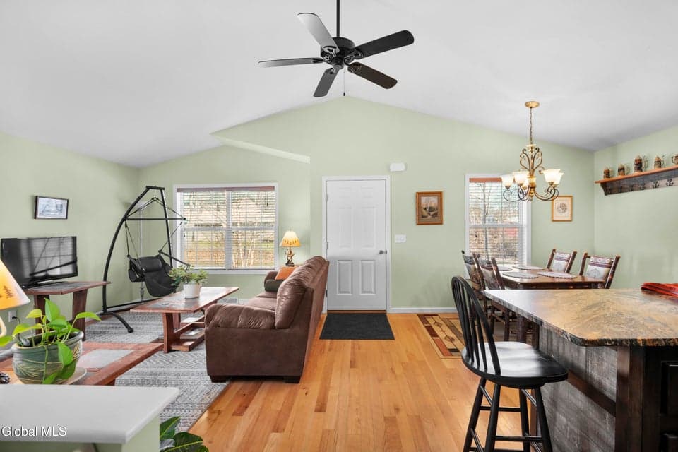 26 Parkview Lane, Glens Falls, NY, photo 4