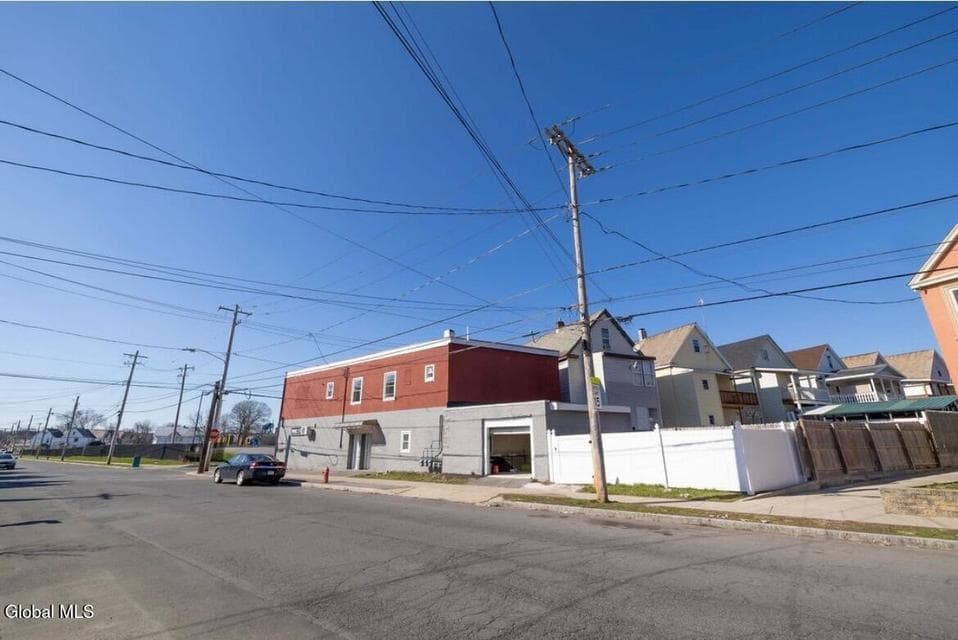 1115 McClyman Street, Schenectady, NY 12307