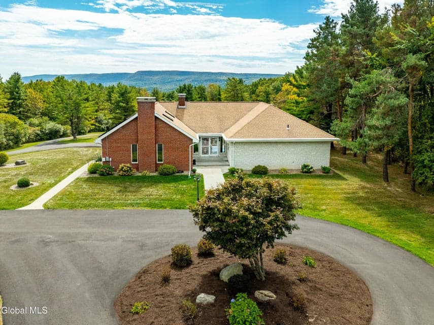 364 Settles Hill Road, photo 2