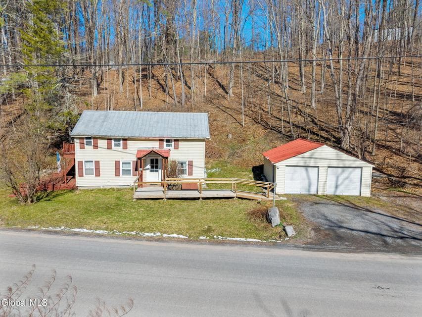 969 Gates Hill Road, photo 1