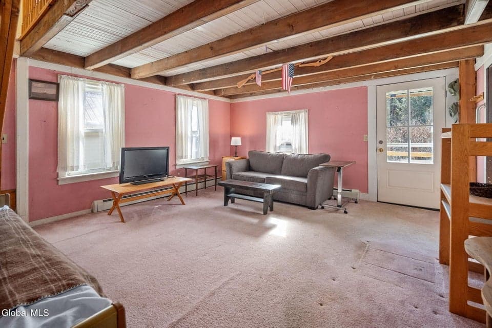 969 Gates Hill Road, photo 3