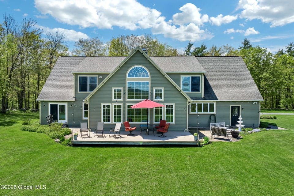 116 High Meadow Road, photo 3