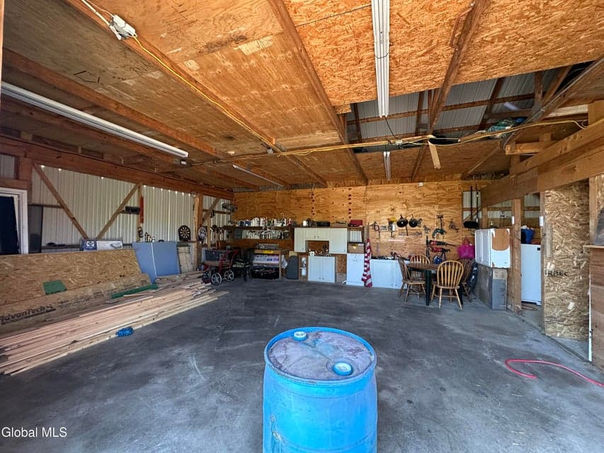 770 Oswegatchie Road, photo 5