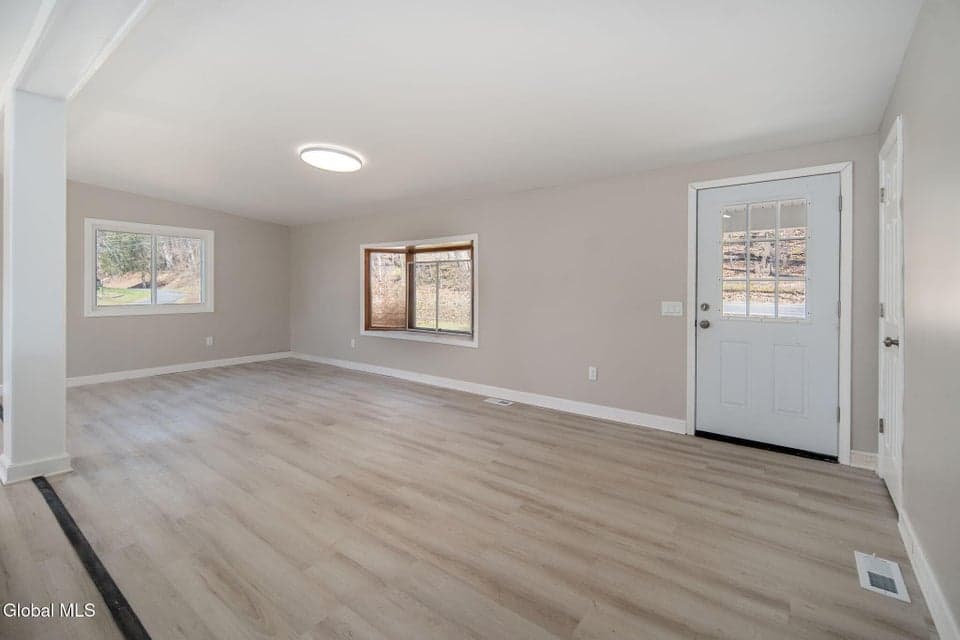 90 Clamsteam Road, photo 3