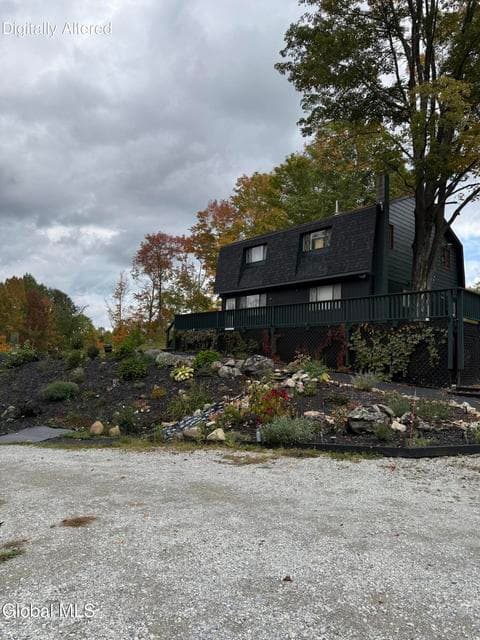 38 Henry Wescott Road, photo 3