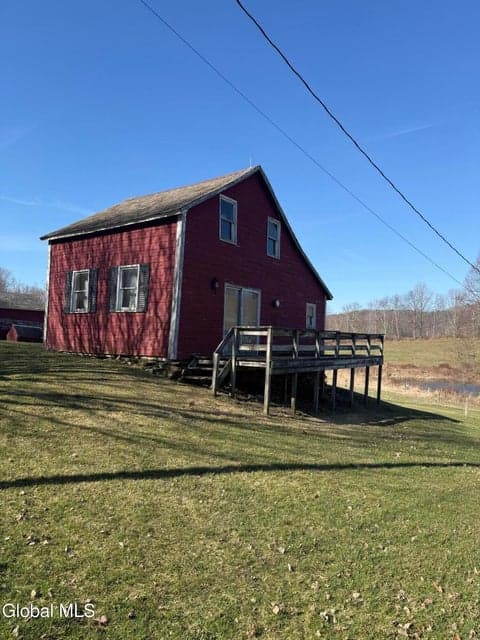 818 Middle Road, photo 5