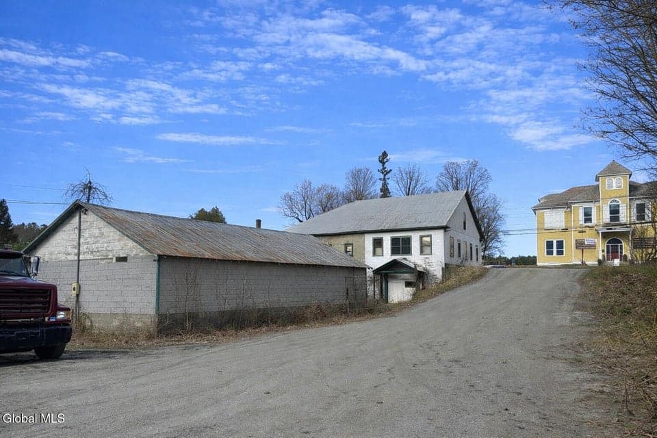 6336 US-9, photo 4