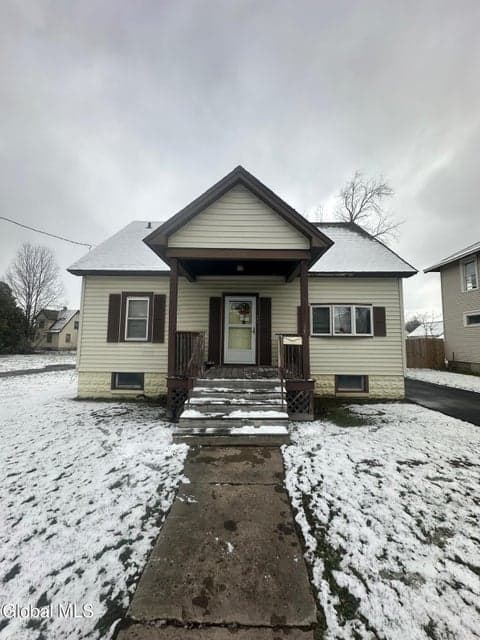 407 E Bloomfield Street, photo 1