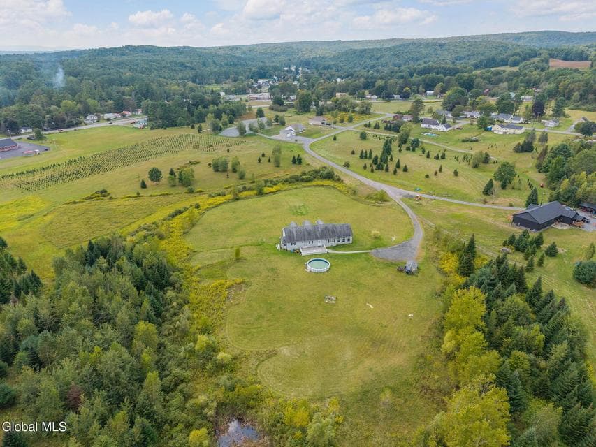 113 Bluebird Lane, photo 4