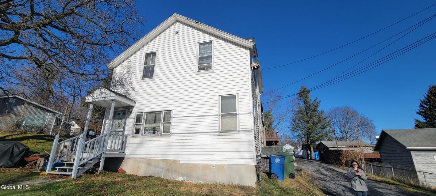 17 Hawk Street, Cohoes, NY, photo 1